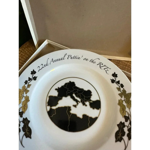 RITz Mediterranean College collectible plate - Picture 4 of 7
